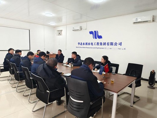 华水集团公司工会开展春节前走访慰问工作